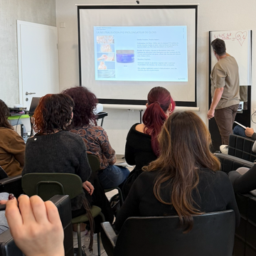 L'EXCELLENCE À PORTÉE DE MAIN <em>POUR LES PROFESSIONNELS</em>